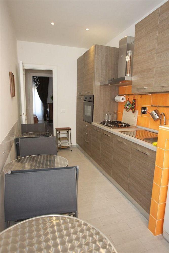 Le Stanze Di Sara Bed & Breakfast 2*